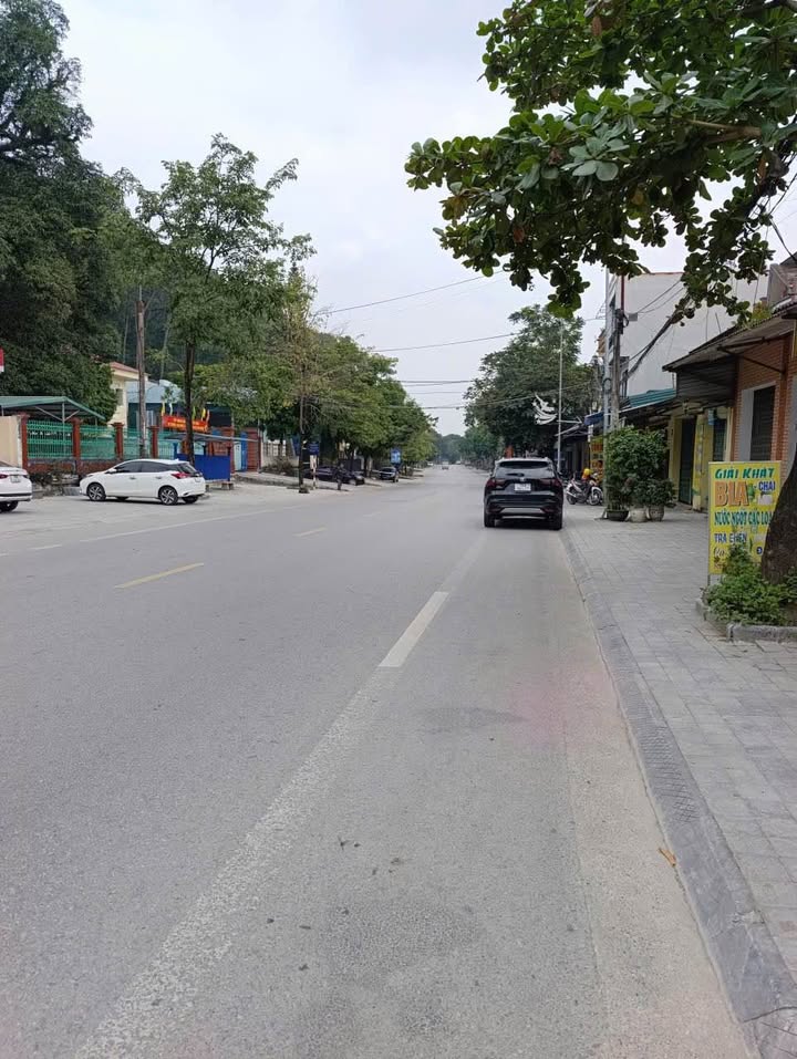 Nhà 3 tầng tại trung tâm thị trấn Rừng Thông 56m² giá 3.8 tỷ - Thiết kế hiện đại, tiện ích xung quanh