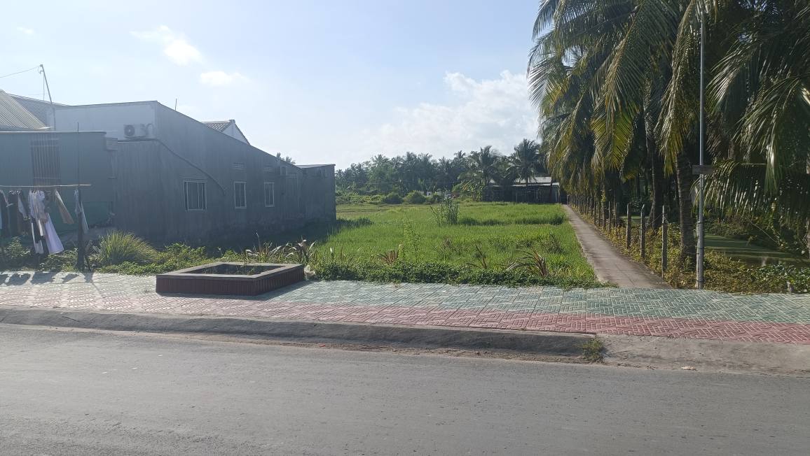 Đất mặt tiền đường Huỳnh Văn Ngò, Càng Long, 1350m² giá 4 tỷ - Thương lượng ngay!