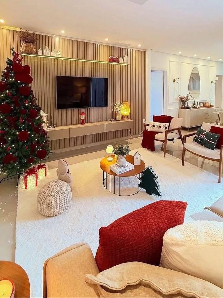 Căn hộ chung cư mini Nhật Tảo 42,6m² giá 2.9 tỷ - Sổ đỏ chính chủ, vào ở ngay!