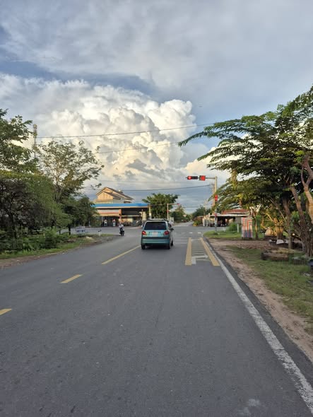 Bán đất mặt tiền đường Nguyễn Văn Linh, phường Long Hoa, 180m² giá 3.6 tỷ - Đầu tư sinh lời ngay!