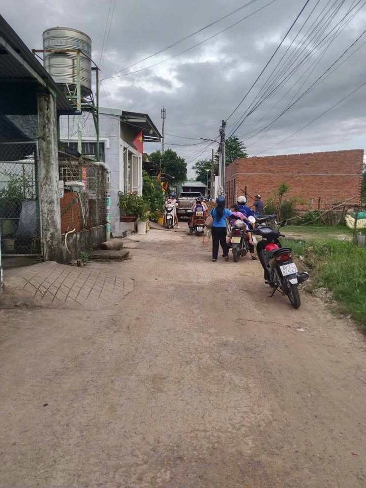 Lô đất 100m² Ấp 2 Long Thọ - Sổ riêng, giá 1.4 tỷ - Đầu tư sinh lời!