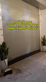 Nhà phố Tân Mai 40m² giá 11 tỷ - Ra ô tô tránh, đầy đủ nội thất!