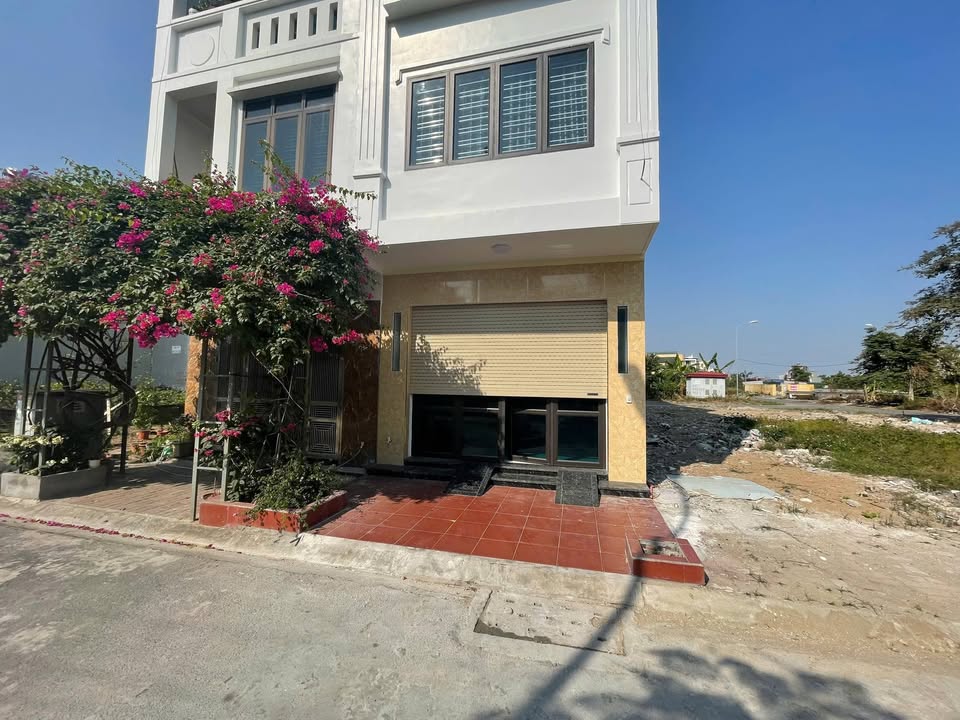 Nhà cho thuê 3.5 tầng tại TĐC Bạch Mai - An Dương, Hải Phòng - Full nội thất, chỉ việc vào ở!