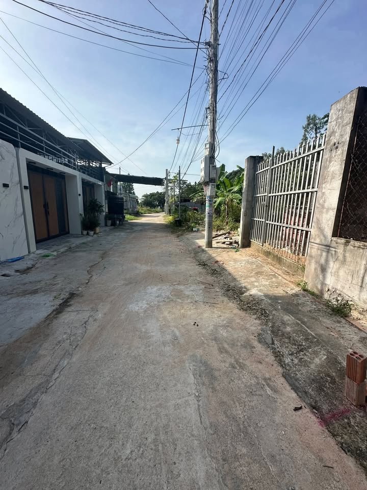 Đất nền Phước Hưng, Long Điền 100m² giá 1.28 tỷ - Đường lớn thông thoáng, sổ đỏ chính chủ!