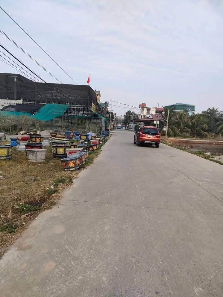 Đất nền Thôn Ngọc Cục, Bình Giang 100m² giá 1 tỷ - Vị trí siêu đẹp chờ đón bạn!