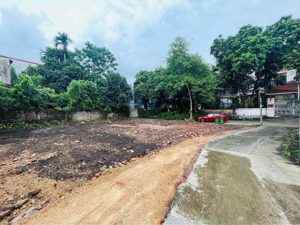 Đất nền tổ 5 Tân Lập 100m² giá 1.9 tỷ - Sổ đỏ chính chủ, thương lượng nhẹ!