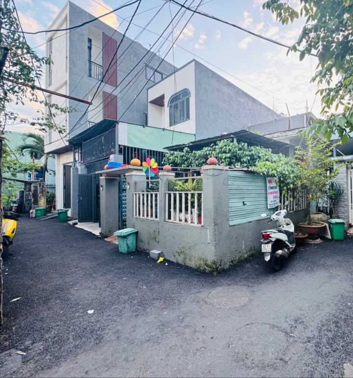 Nhà góc 2 mặt thoáng Ngũ Hành Sơn 58m² giá 3 tỷ - Dòng tiền ổn định!