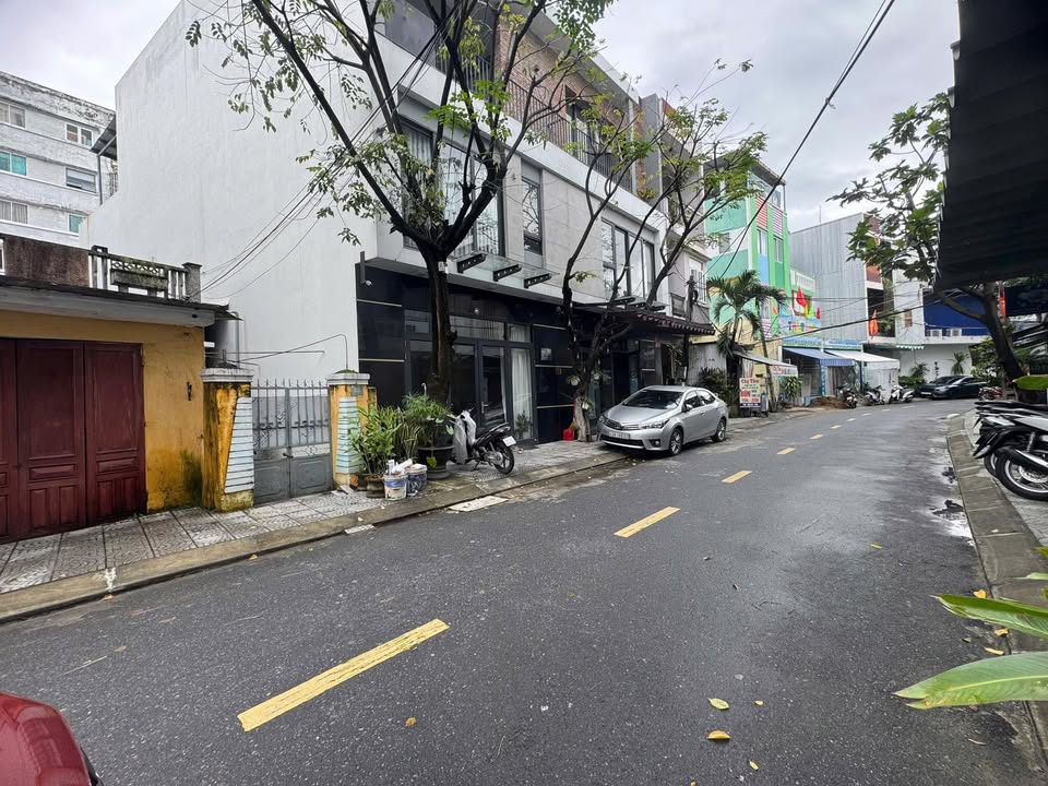 Bán đất tặng nhà cấp 4 tại Hòa Cường, Đà Nẵng 105m² - Khu dân cư VIP, giá 9.9 tỷ!