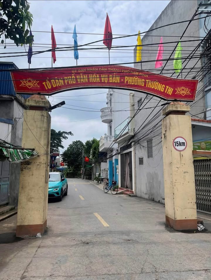 Đất mặt đường Vụ Lộc An, Trường Thi, Nam Định 59m² - Giá chỉ 1.3 tỷ!