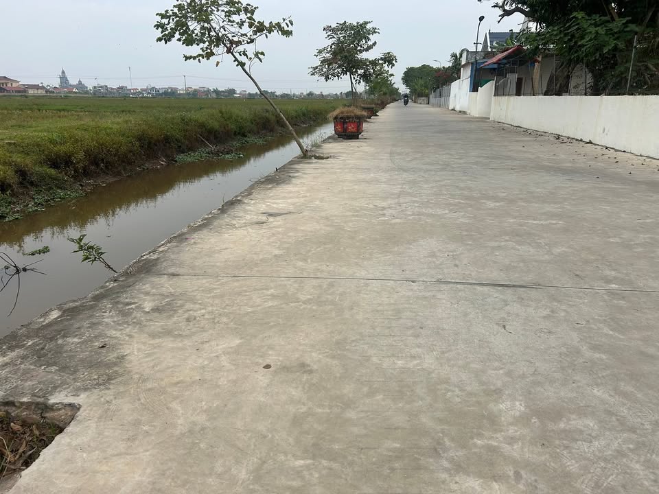 Đất nền xóm 3, Nghĩa Hải, 204m² giá 700 triệu - Gần chợ và trường học!