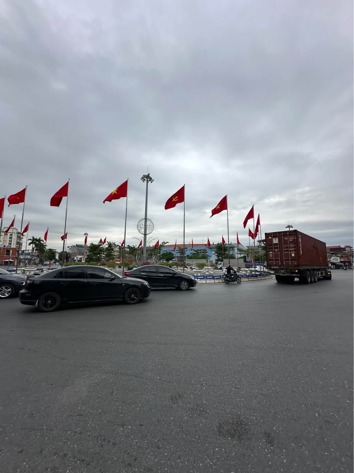 Đất mặt đường Nguyễn Lương Bằng Kiến An 100m² giá 5 tỷ - Cơ hội đầu tư tuyệt vời!