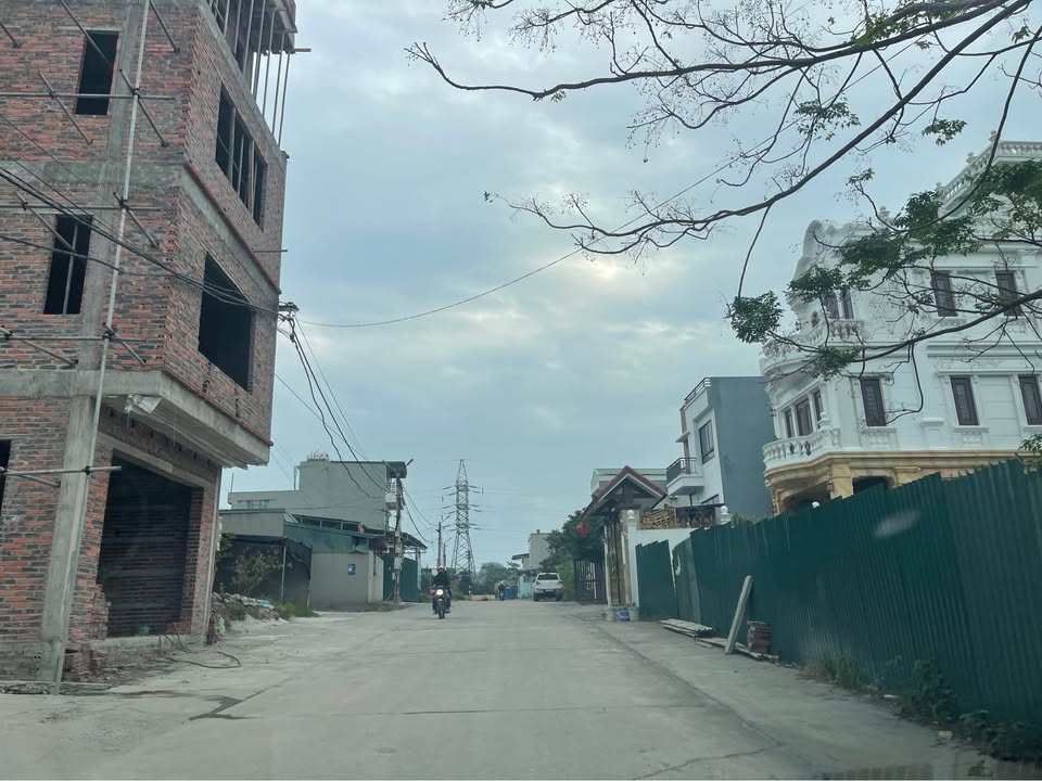 Đất thổ cư Phường Hà Tu 87m² giá chỉ 1 tỷ - Mặt tiền rộng, ô tô đỗ tận nơi!