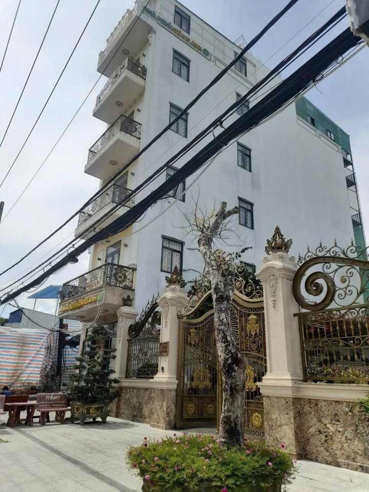 Nhà nghỉ 5 tầng mặt tiền Mậu Thân nối dài, An Hòa, 90m² giá 11.2 tỷ - Kinh doanh hiệu quả!