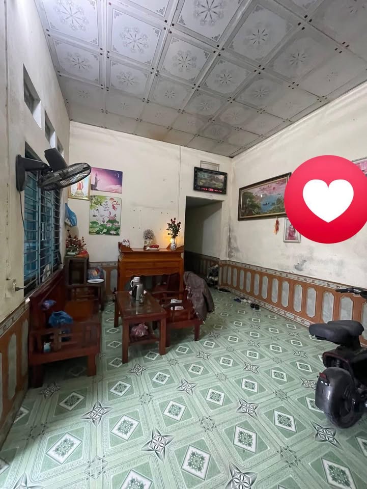 Nhà cấp 4 Ngọc Đường 162m² giá 1 tỷ - Mặt tiền thoáng đãng, phù hợp gia đình!