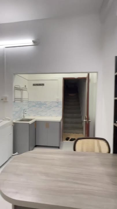 Phòng cho thuê tại đường Tân Trụ, quận Tân Bình, 5.3 triệu - Full nội thất cao cấp!