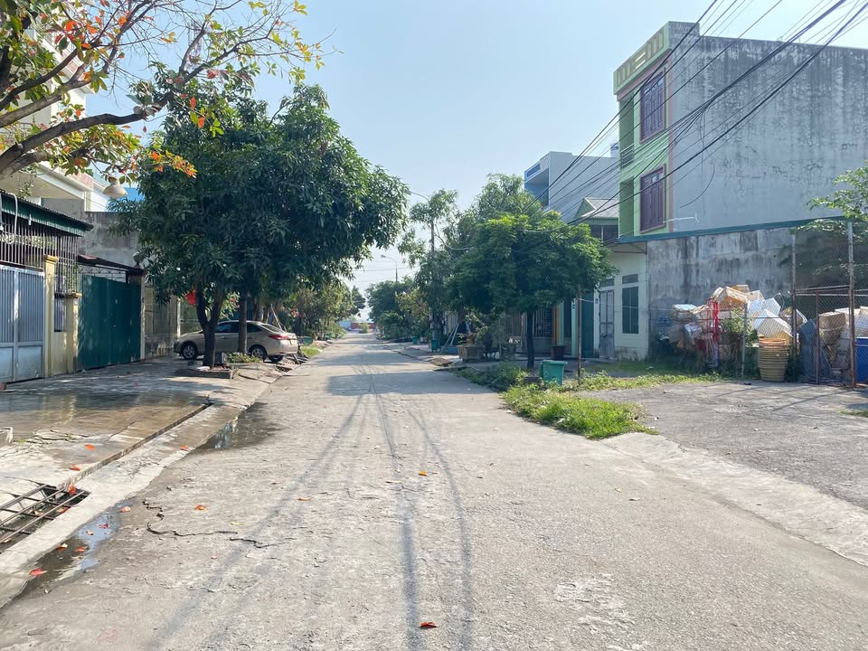 Đất nền góc 2 mặt tiền Nguyễn Văn Trỗi, Cẩm Phả 147m² giá chỉ 4.41 tỷ!