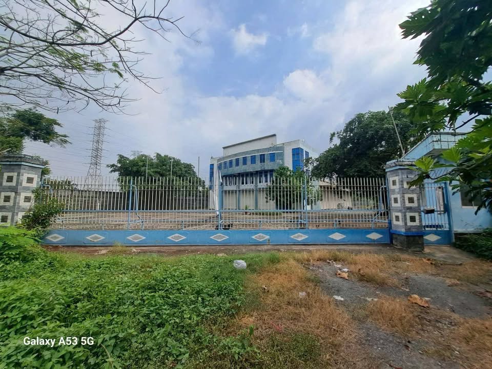 Nhà xưởng mặt tiền QL 1A Bến Lức 4100m² giá 35 tỷ - Đầu tư sinh lời ngay!