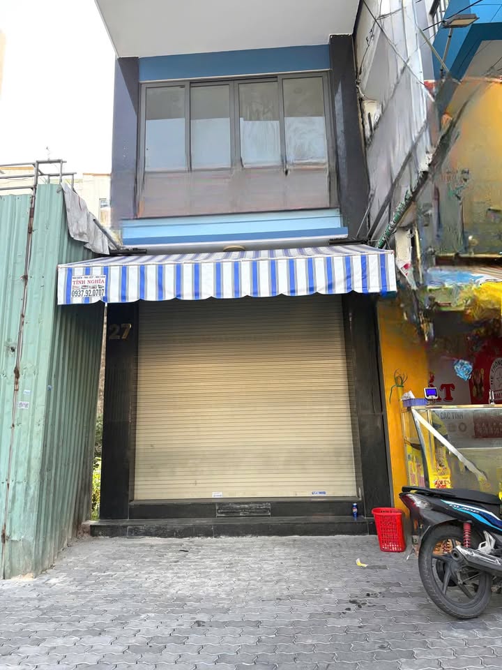 Nhà Mặt Tiền Trường Sơn Quận 10 Diện Tích 28m² Giá 27 triệu - Vị Trí Kinh Doanh Đắc Địa!