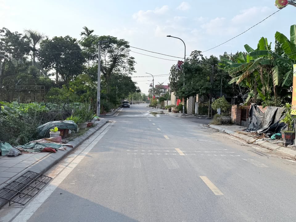 Đất nền Xuân Nộn 50m² giá thỏa thuận - Kinh doanh sầm uất gần công viên