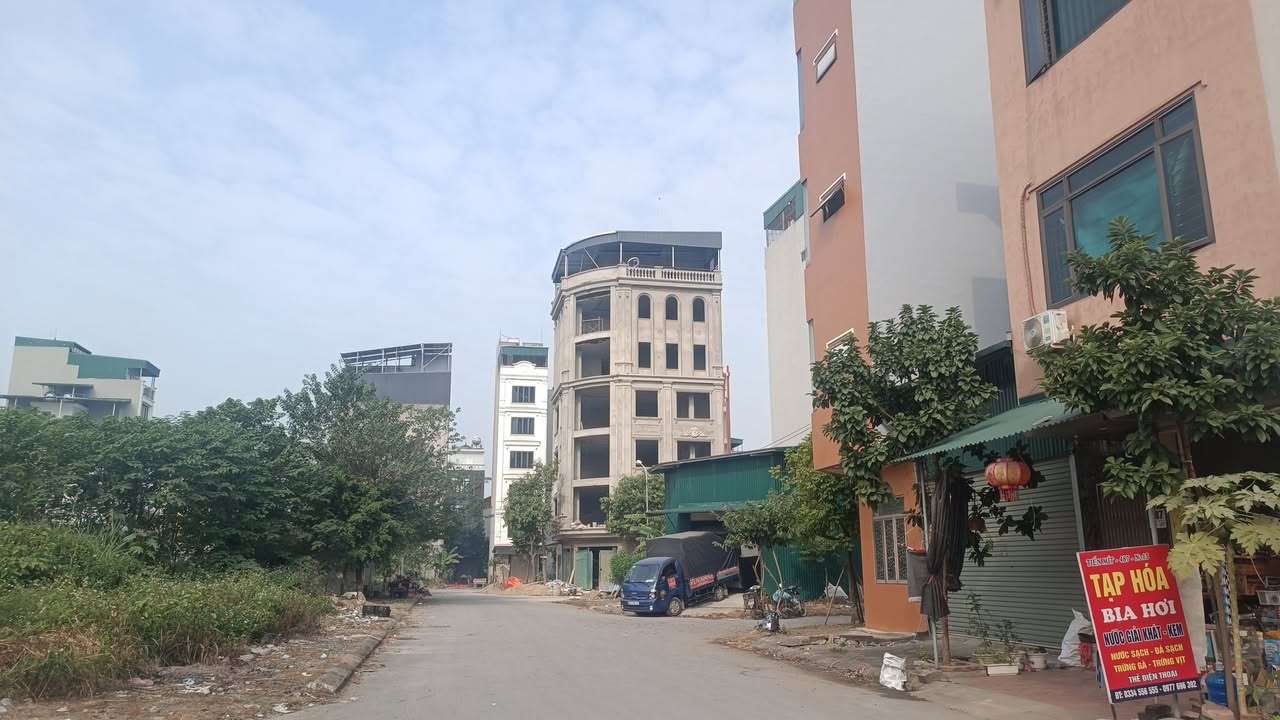 Đất dịch vụ Dương Nội 50m² giá 11 tỷ - Đầu tư sinh lời ngay!