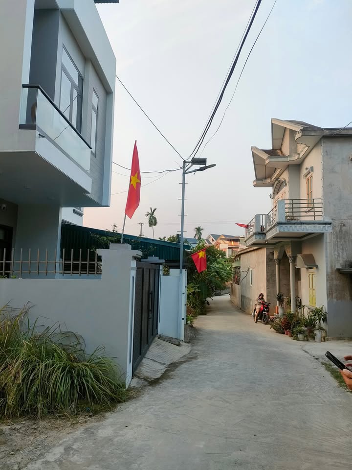 Lô đất Khu 8 Thanh Sơn 85m² giá thỏa thuận - Đường ô tô vào tận đất!