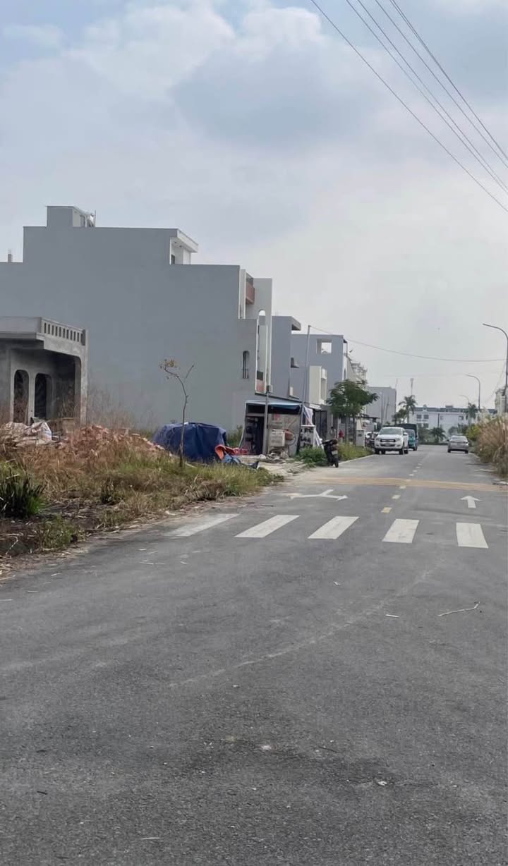 Đất nền KĐT Tân Thành 120m² giá thỏa thuận - Hướng Nam, cơ hội đầu tư tuyệt vời!