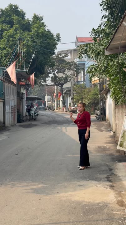 Đất mặt chợ Đông Hạ - Phú Cát 100m² giá chỉ 4 tỷ - Cơ hội đầu tư hiếm có!