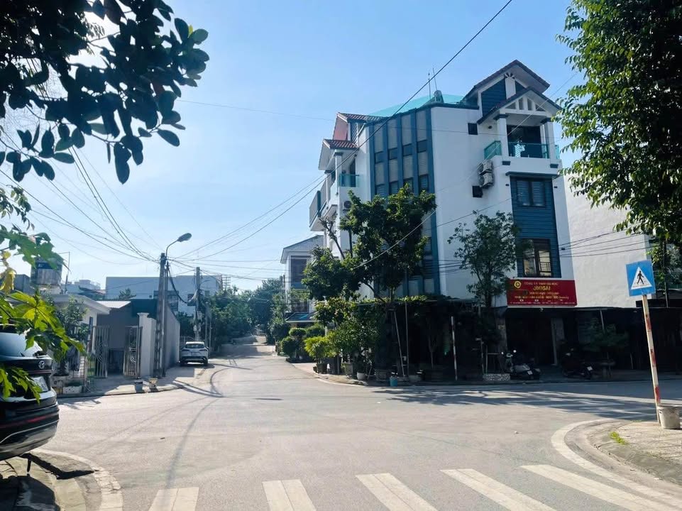 Nhà 2 tầng tại trung tâm Việt Trì 121m² giá 5 tỷ - Đầu tư sinh lời ngay!