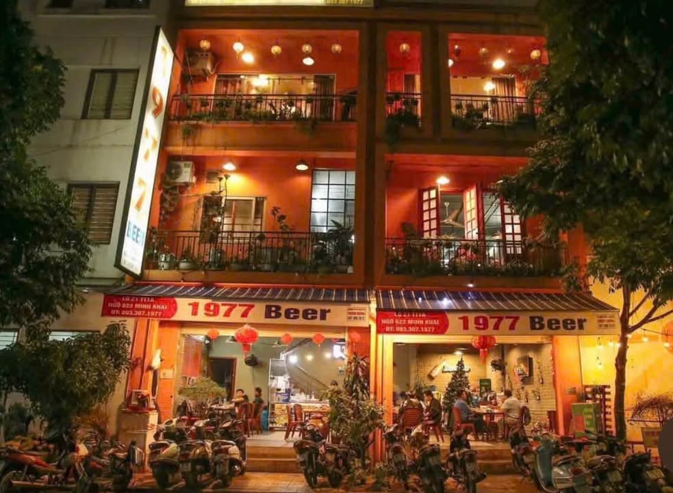 Cho thuê nhà mặt phố Trung Hòa, quận Cầu Giấy, 140m² - Vị trí đẹp, sẵn sàng kinh doanh!