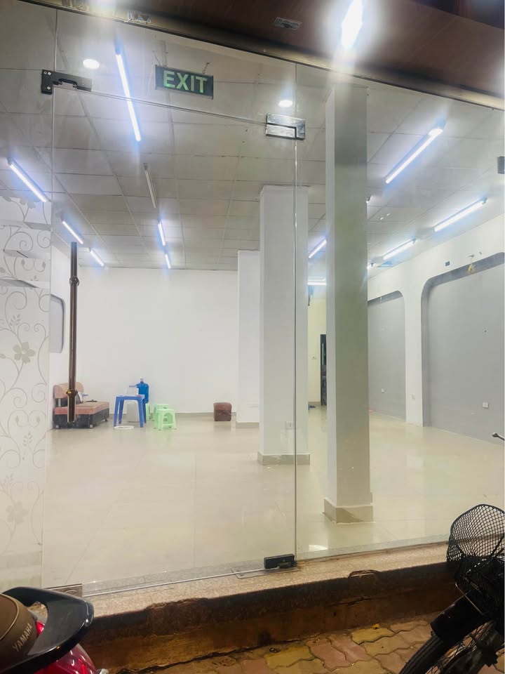 Kho cho thuê 140m² tại Hoàng Văn Thái, Thanh Xuân - Giá chỉ 15 triệu/tháng!