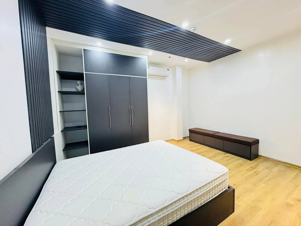 Căn hộ cho thuê Giảng Võ 75m² giá thỏa thuận - Thiết kế hiện đại, vào ở ngay!