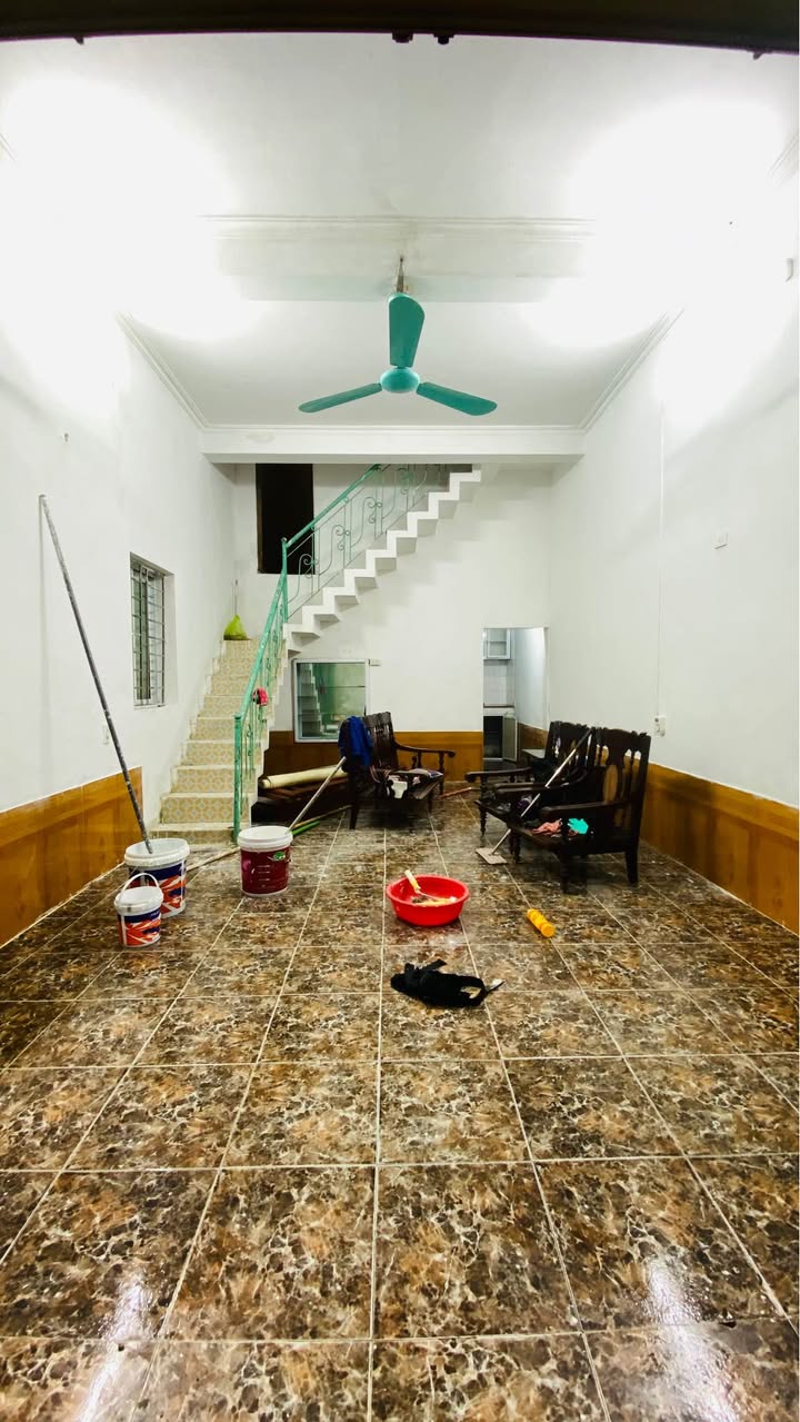 Nhà 2 Tầng Phường Tiền Phong 50m² giá 1.5 tỷ - Gần Uỷ Ban, Ô Tô Tránh