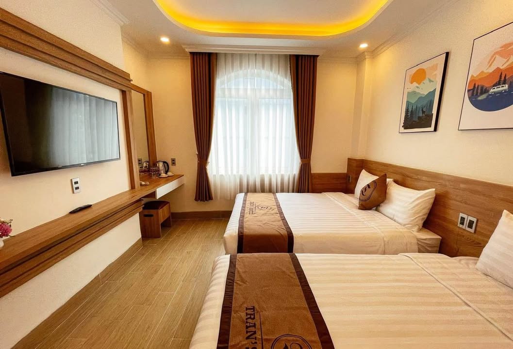 Cho thuê khách sạn 2 mặt tiền tại Đà Lạt - 35 triệu/tháng, kinh doanh ngay!