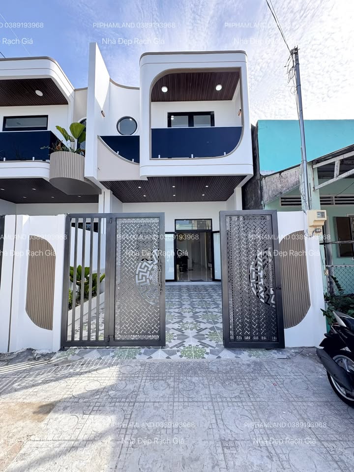 Nhà mặt tiền Phan Văn Trường Rạch Giá 100m² giá 2.78 tỷ - Tiềm năng phát triển vượt trội!