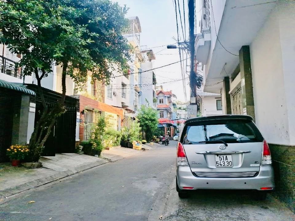 Nhà 4 tầng Hẻm 109 Dương Bá Trạc 78m² giá 14 tỷ - Thiết kế thông thoáng, tiện nghi đầy đủ!