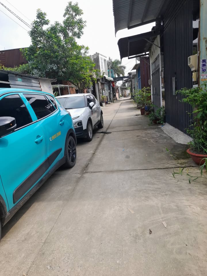 Nhà bán Vĩnh Lộc B 48m² giá 1.68 tỷ - Gần trường học tiện lợi!