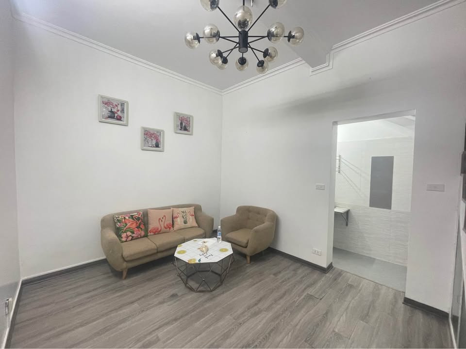 Nhà 2 tầng ngõ 51 Dư Hàng, Lê Chân, Hải Phòng - Sổ đỏ chính chủ, giá 1.55 tỷ!