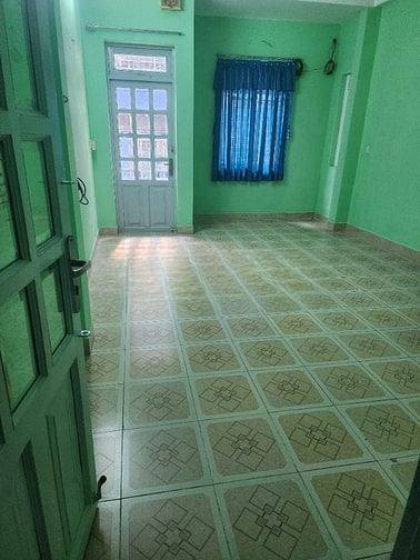 Nhà cho thuê Sư Vạn Hạnh, Quận 10, 51m² giá 15 triệu - Tiện nghi đầy đủ!