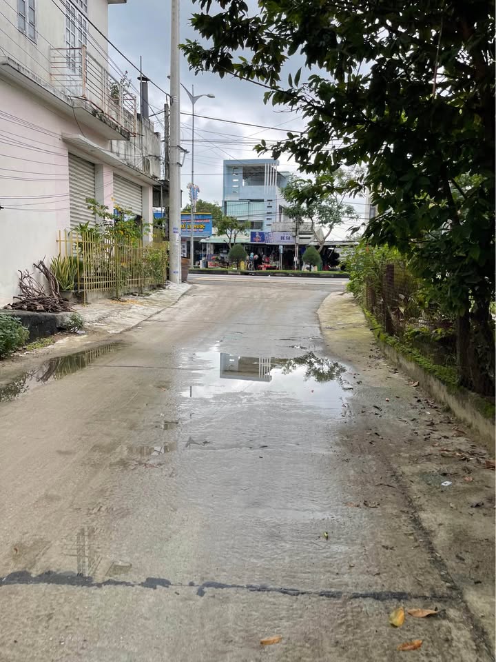 Đất nền Điện Bàn 200m² giá 2 tỷ - Đường bê tông rộng rãi, tiện ích đầy đủ!