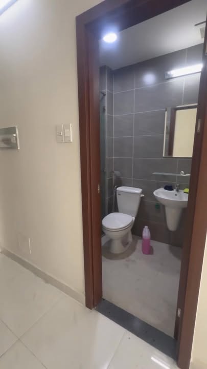 Căn hộ chung cư Green River quận 8 65m² giá 2.8 tỷ - Sẵn sàng vào ở!