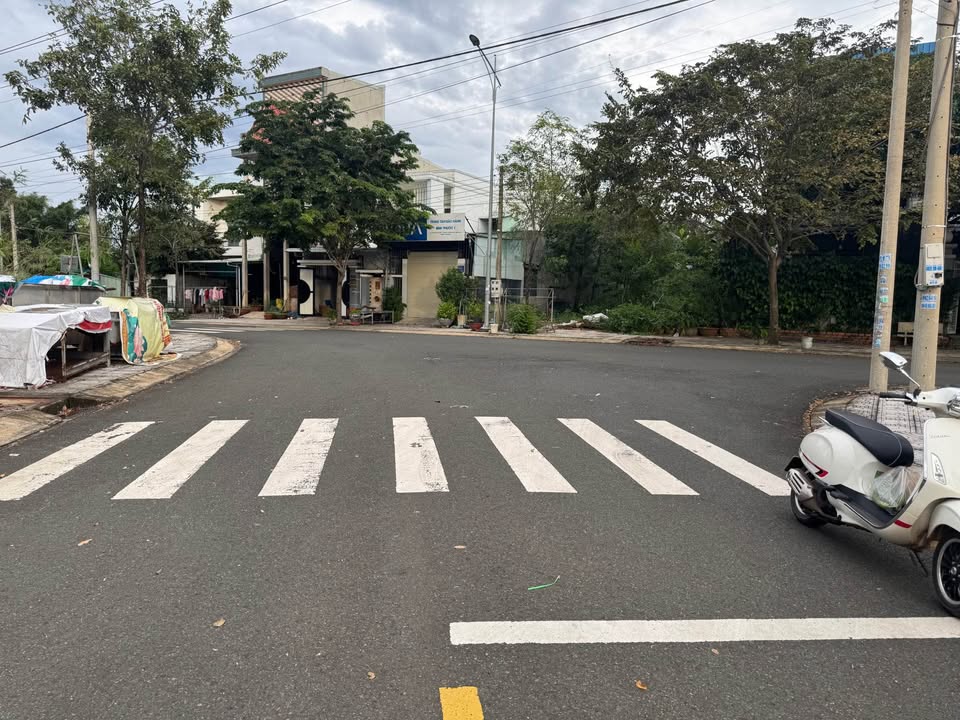 Nhà nghỉ 218m² tại phường Tân Phú, Đồng Xoài giá 3.9 tỷ - Cơ hội đầu tư tuyệt vời!