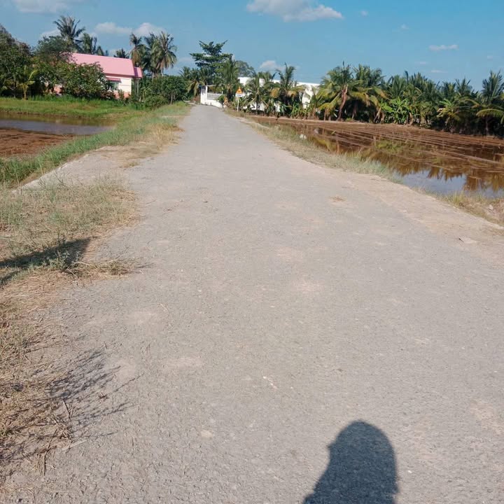 Đất nền Hòa Tịnh, Mang Thít 121m² giá 400 triệu - Vị trí đẹp, thuận tiện di chuyển!