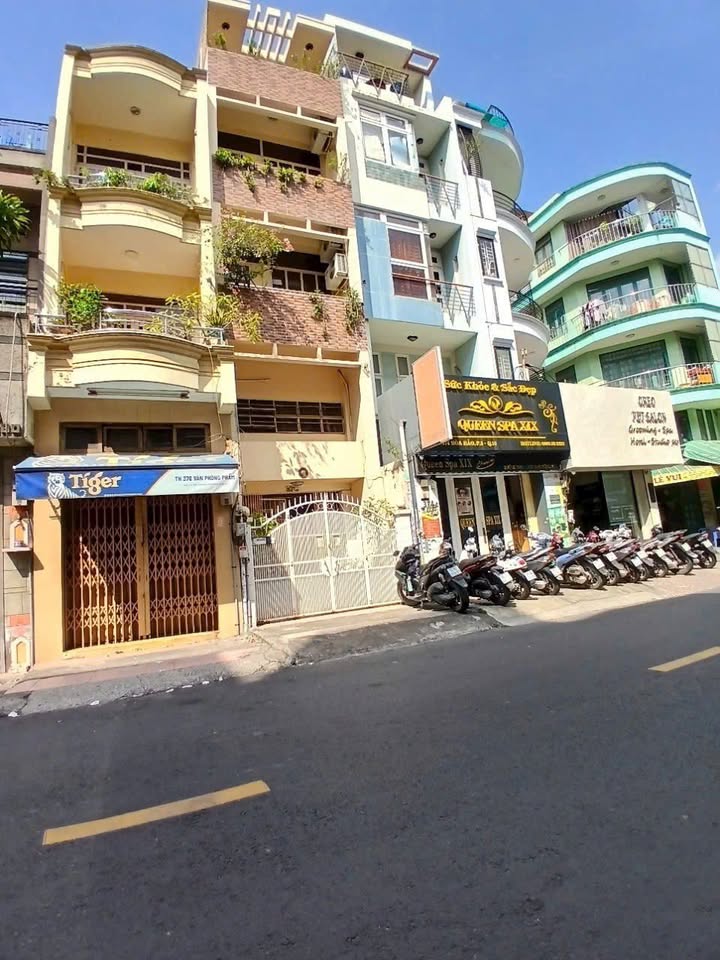 Nhà mặt tiền kinh doanh Hòa Hảo, Quận 10, 40m² giá 9.5 tỷ - Đầu tư sinh lời ngay!