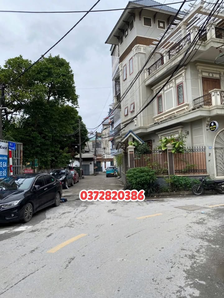 Nhà riêng phường Đông Ngạc 56m² giá 10 tỷ - Lô góc thoáng mát, ô tô đỗ cửa!