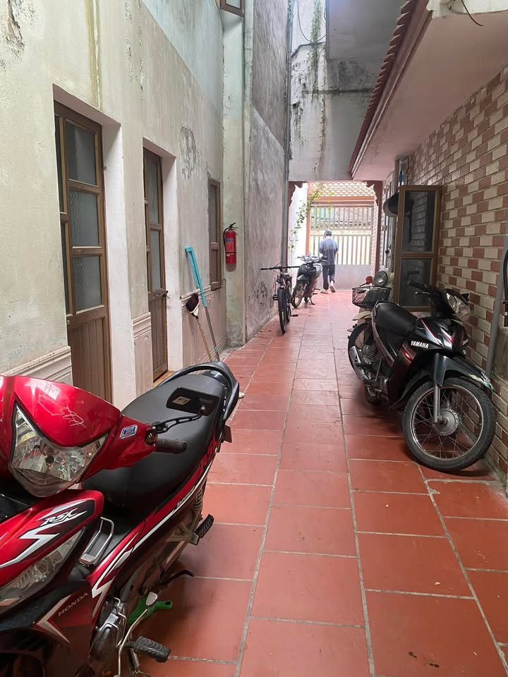 Phòng trọ kín đáo trên đường Trường Chinh, Nam Định chỉ 1 triệu - Tiện nghi đầy đủ!