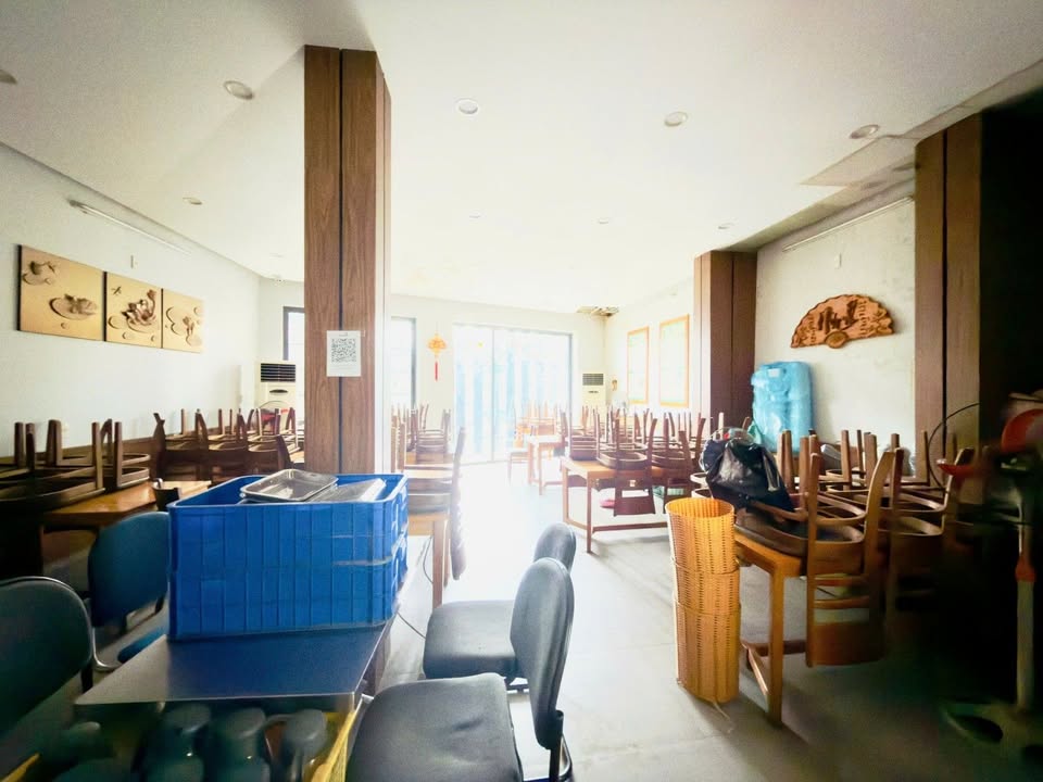 Nhà phố Ông Ích Khiêm, Đà Nẵng 120m² giá 20.9 tỷ - Kinh doanh sầm uất!