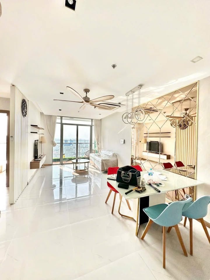 Căn hộ Park 7 Bình Thạnh 86m² giá 24.5 triệu - View thành phố thoáng đãng!