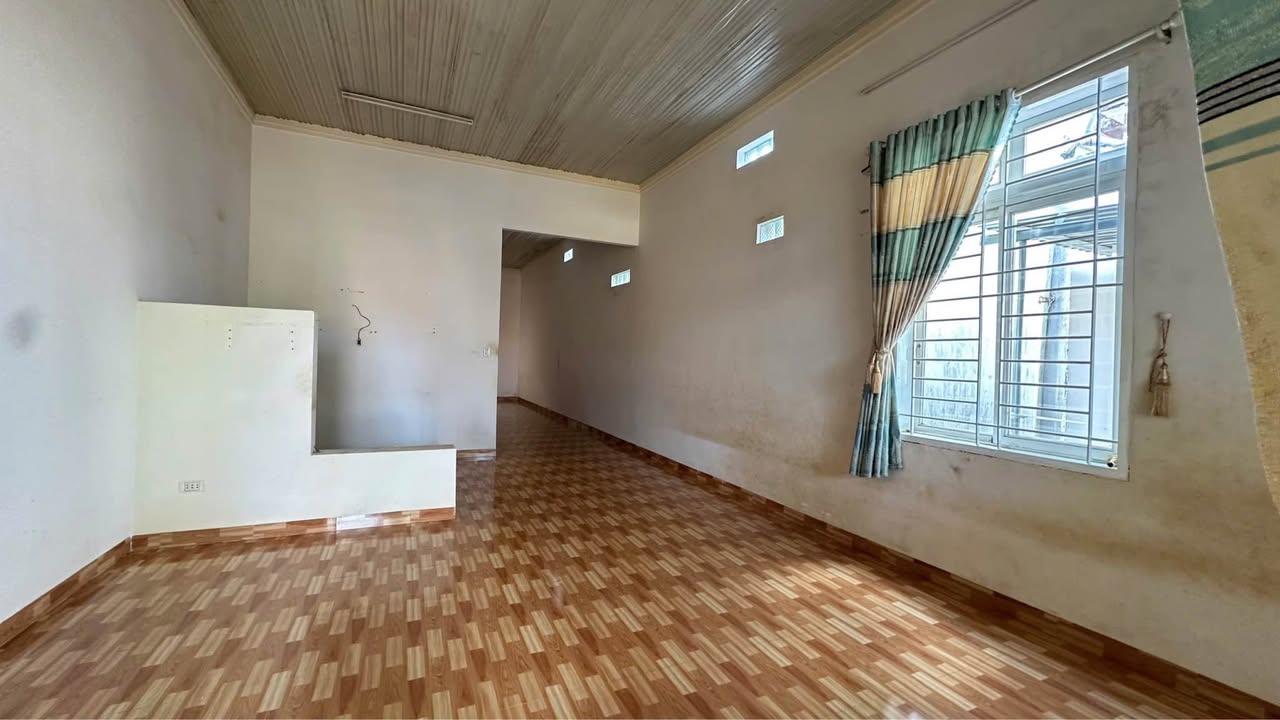 Nhà cấp 4 mặt tiền đường Ka4, Tân An, 150m² giá 1.85 tỷ - Đầu tư sinh lời hấp dẫn!