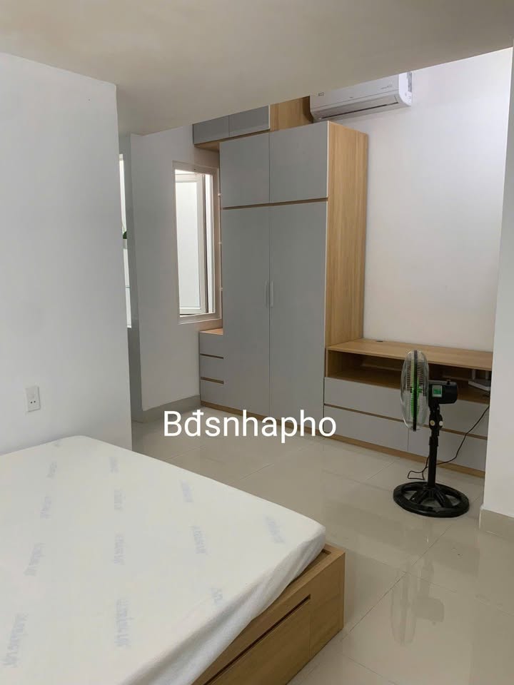 Cho thuê nhà 3 tầng tại Ông Ích Khiêm, Hải Châu - Full nội thất, chỉ việc vào ở!