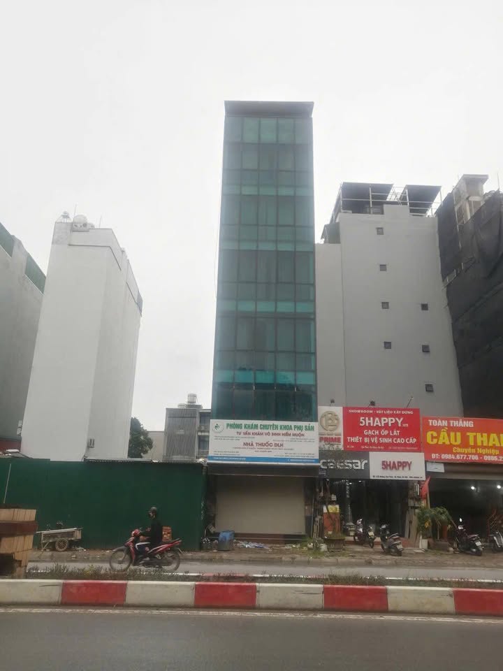 Toà nhà mặt phố Vạn Phúc Hà Đông 78m² giá 43 tỷ - Vị trí siêu đẹp cho kinh doanh!